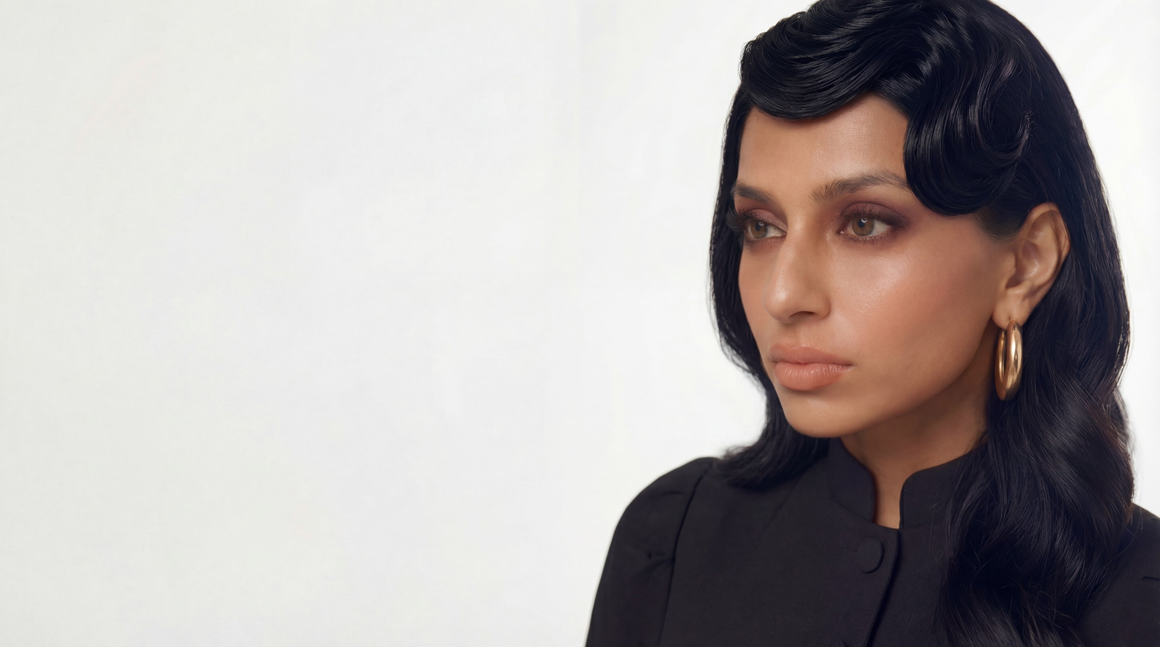 PoufParis HERO_SECTION